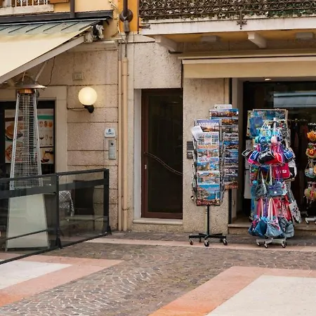 Flower Апартаменты Бардолино